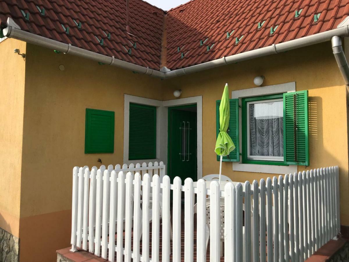 Vila Aracsi Haziko Balatonfüred Exteriér fotografie